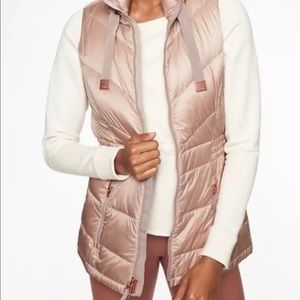 Athleta Down Peak Banner Vest XS in nouveau rose